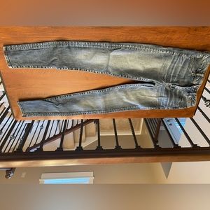 American Eagle skinny jeans